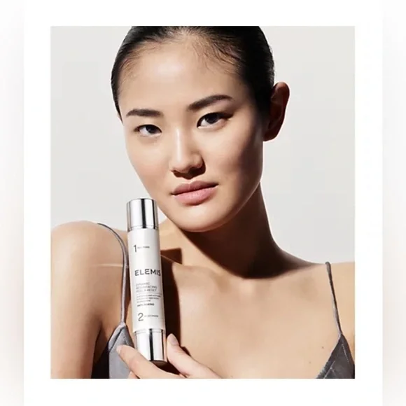 Elemis Dynamic Resurfacing Peel & Reset - Picture 4 of 7
